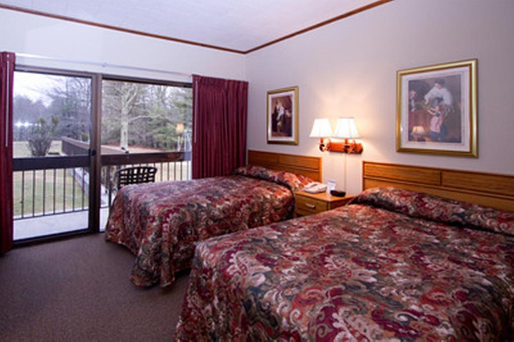 Pipestem Resort State Park Habitación foto